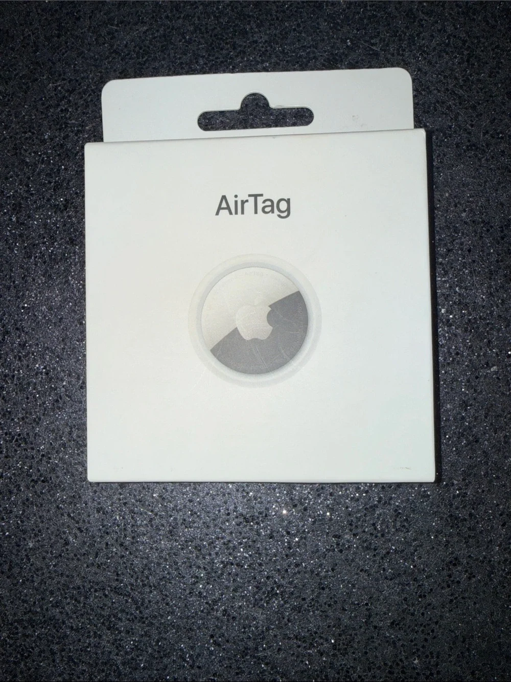 Apple AirTag - White and Silver Finish